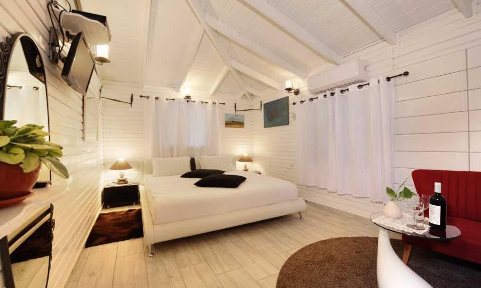 Lodge On The Sea Shavei Zion Esterno foto